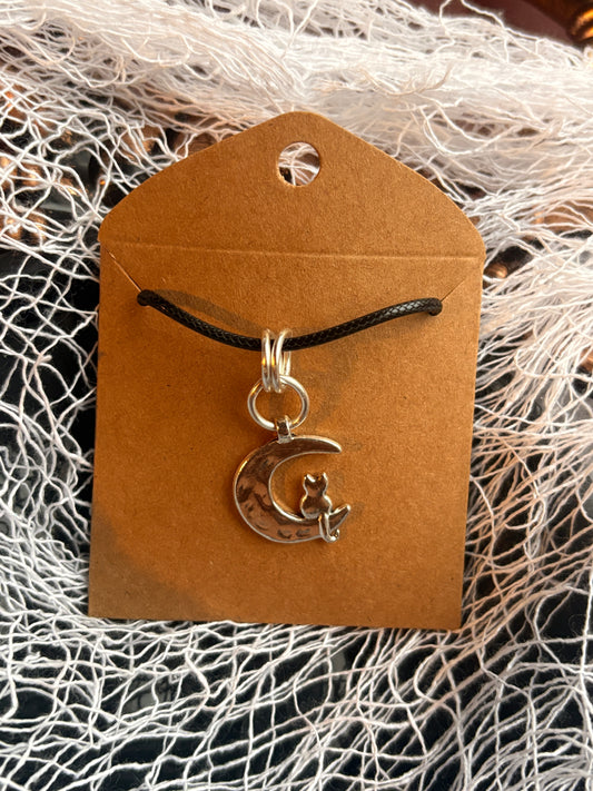 Crescent Kitty🌙🐈‍⬛