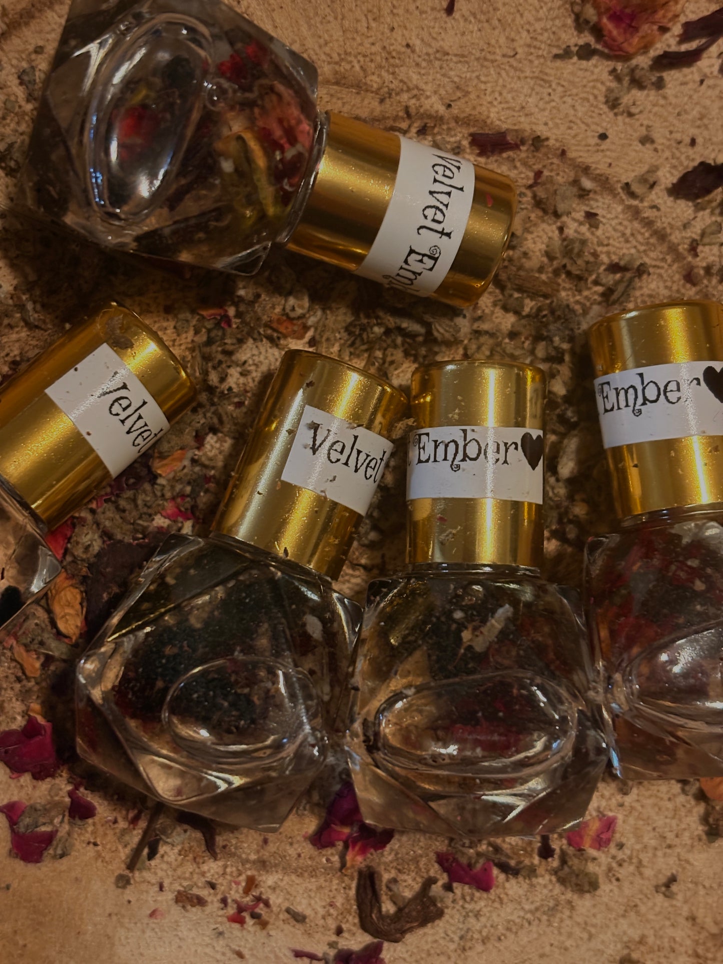 Velvet Ember Perfume Oil🖤