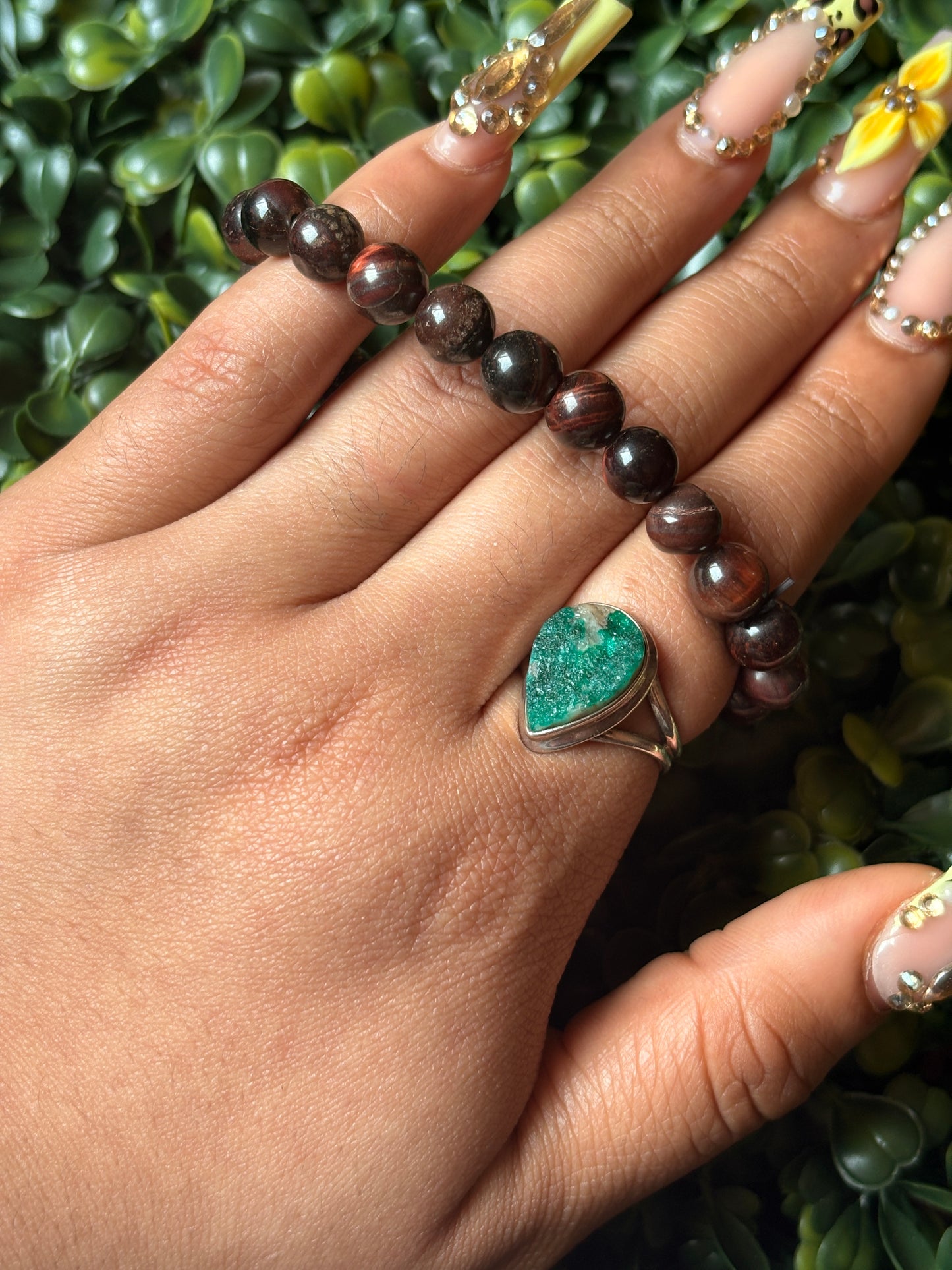 Red Tigers eye
